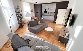 ✪ FirstClass-Apartment in Leipzig-Gohlis ✪